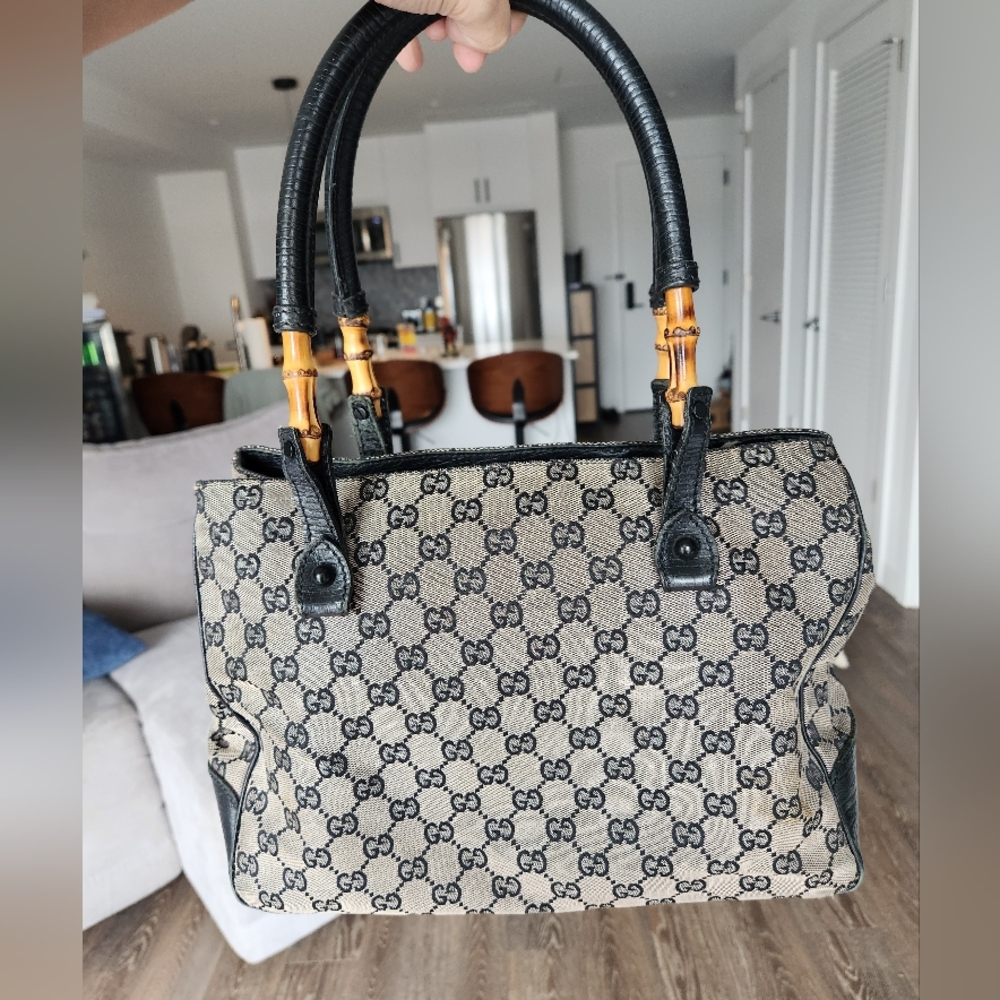 Gucci handbag